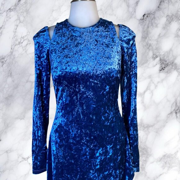 H:ours Rea Midi Dress in Navy - Picture 9 of 12